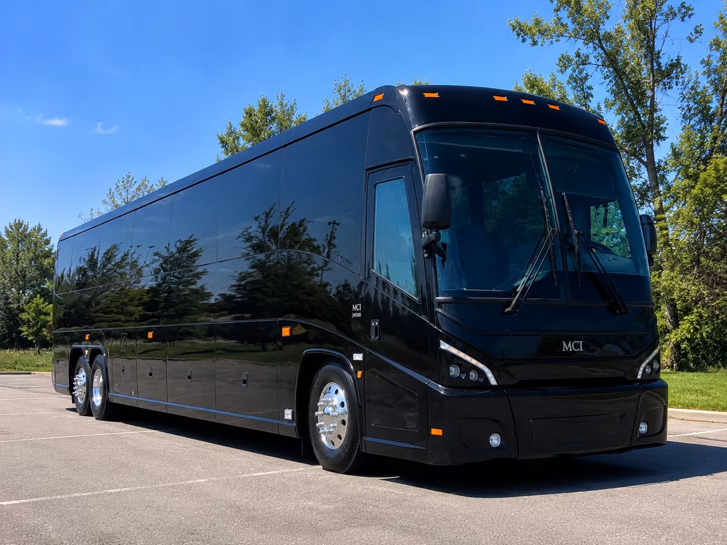 transportation to monticello vineyards and the monticello wine walk